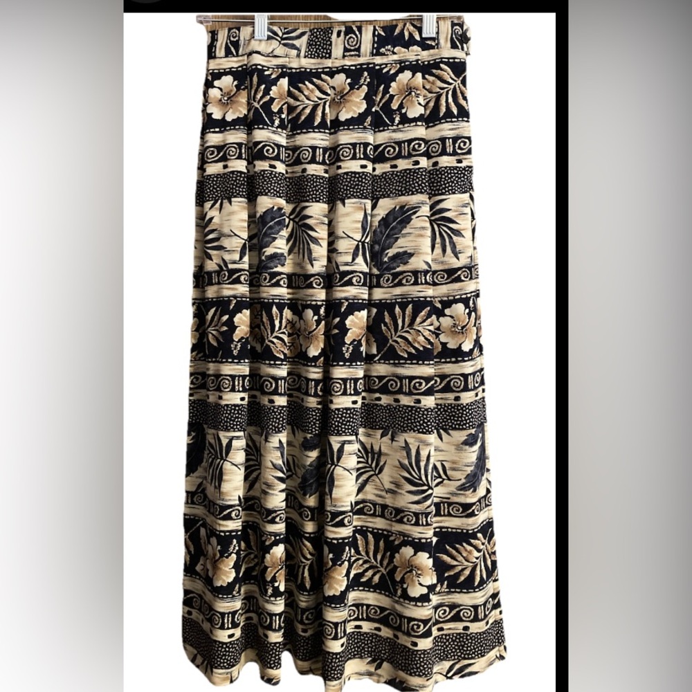 Vintage Koret Skirt Pleated Floral Bohemian Navy Blue Black Gypsy Retro Size 10